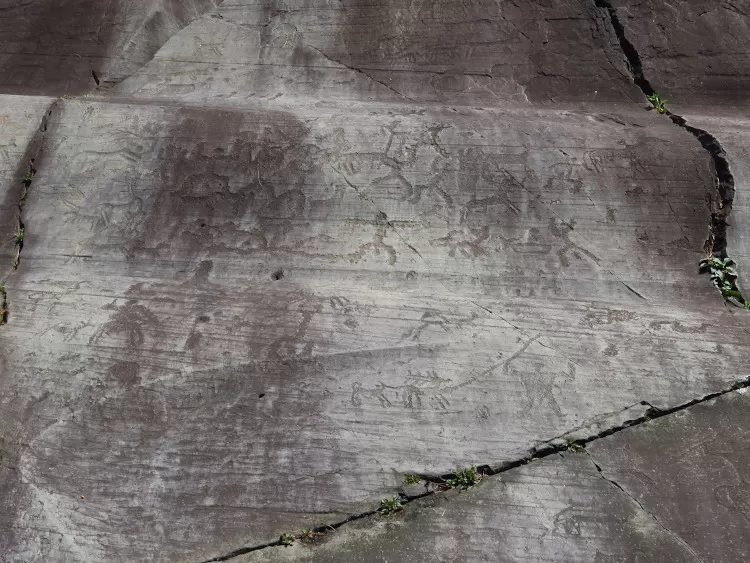  incisioni rupestri della Val Camonica